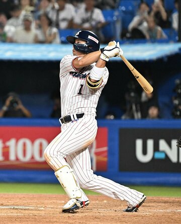 今季初安打を放ったヤクルト・山田哲人