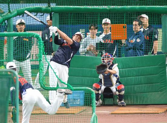 打撃練習を行った大谷翔平