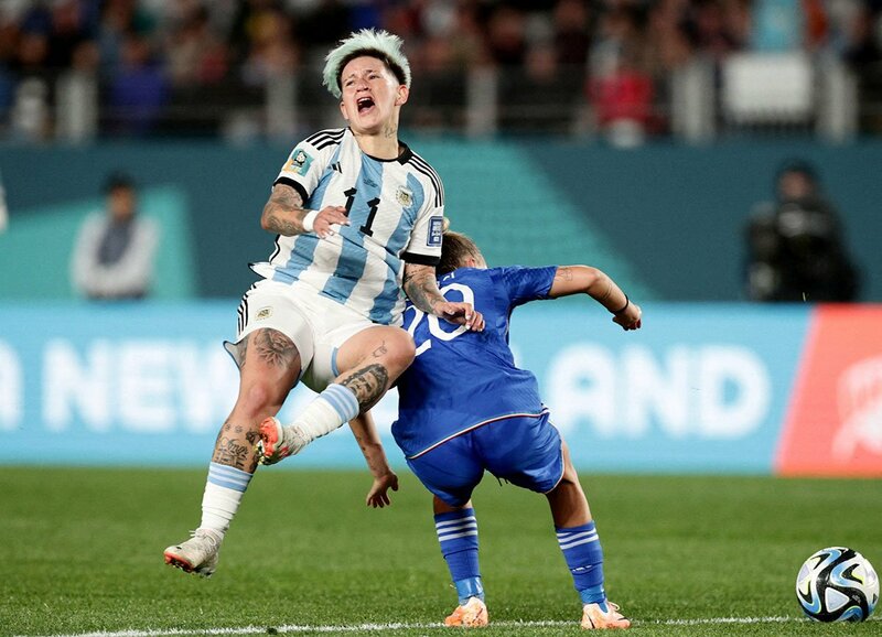 アルゼンチン女子代表選手　〝Ｃ・ロナウド〟タトゥー批判に反論「メッシを嫌いではない」 | 記事 | 東スポWEB