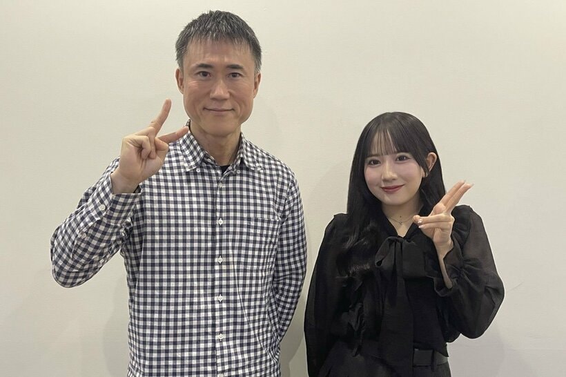 左から高須幹弥院長、相川暖花