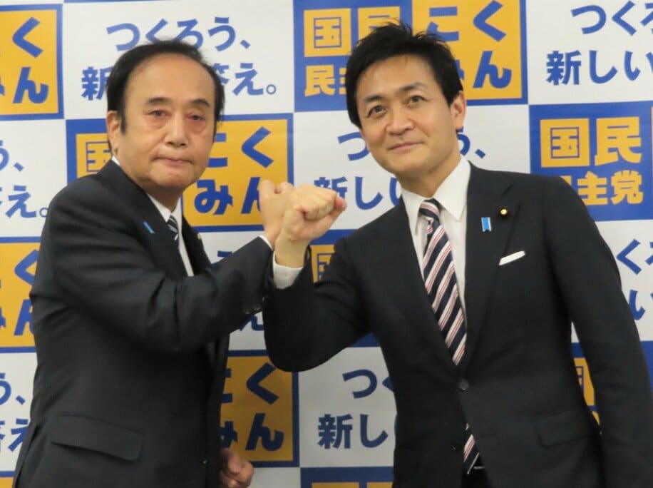  国民民主・玉木雄一郎代表(右)と上田清司氏が参院選の連携を表明した(東スポWeb)