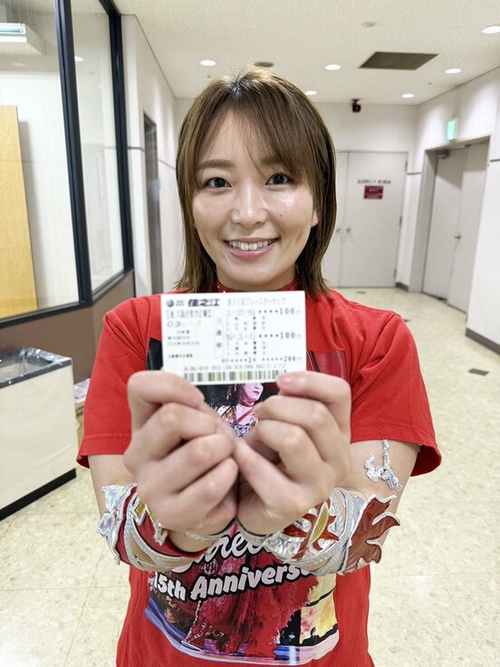 3R「1ー2-3」の3連複舟券を購入していたSareee(©Sareee-ISM)