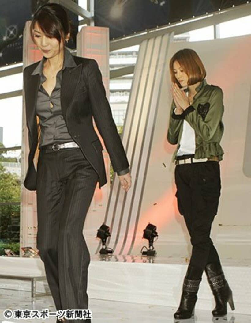 ドラマ共演歴のある米倉（右）と飯島