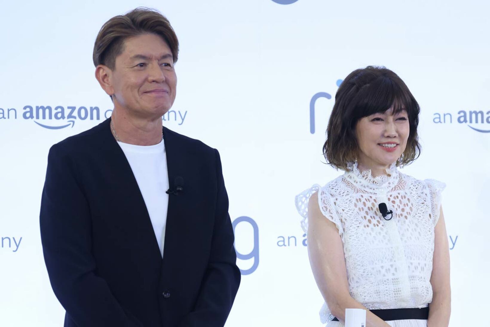 仲睦まじいヒロミと松本伊代夫妻