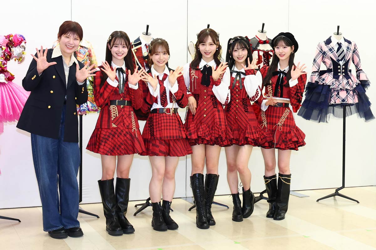 写真：結成20周年のAKB48の衣装は全部〝名前を付けて保存〟 担当者