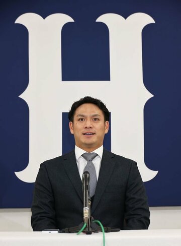 写真：金額よりも〝カープ愛〟残留の田中広輔 常勝軍団復活へ「言動で