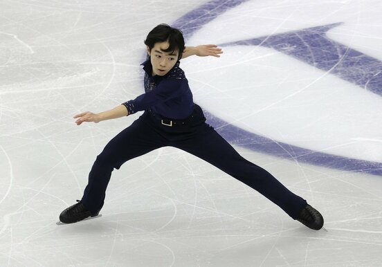  SPで７位の鍵山優真（ロイター）