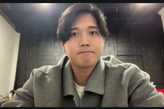 オンラインで取材に応じる大谷