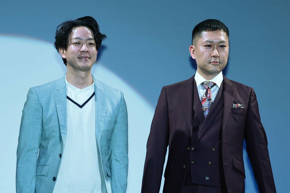 ドンデコルテの小林共作(左)と渡辺銀次