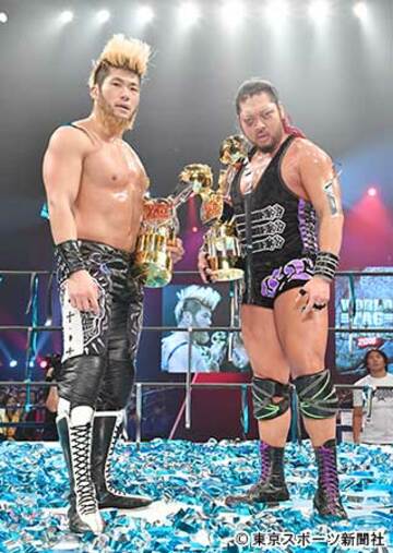  ２連覇を達成したＥＶＩＬ（右）とＳＡＮＡＤＡ
