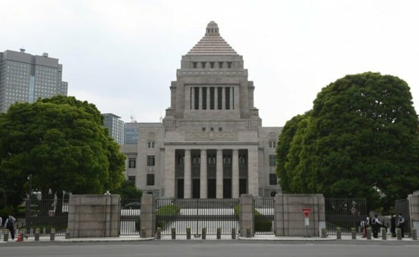  またもコロナ禍で与党に醜聞が