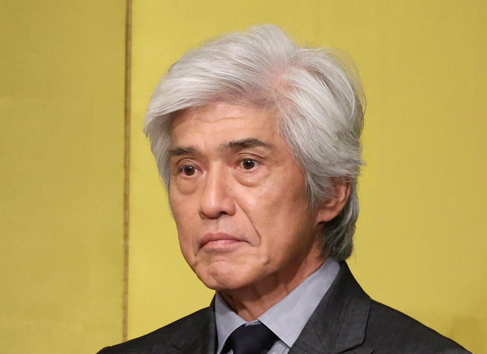 東京ドームでの嵐のライブに足を運んでいた佐藤浩市