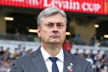 浦和のスコルジャ監督