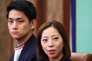 今後の夢を明かした木原龍一と三浦璃来（右）