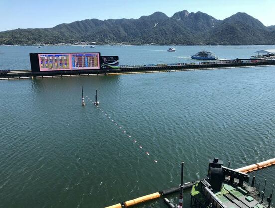  中止となった宮島ボートの水面
