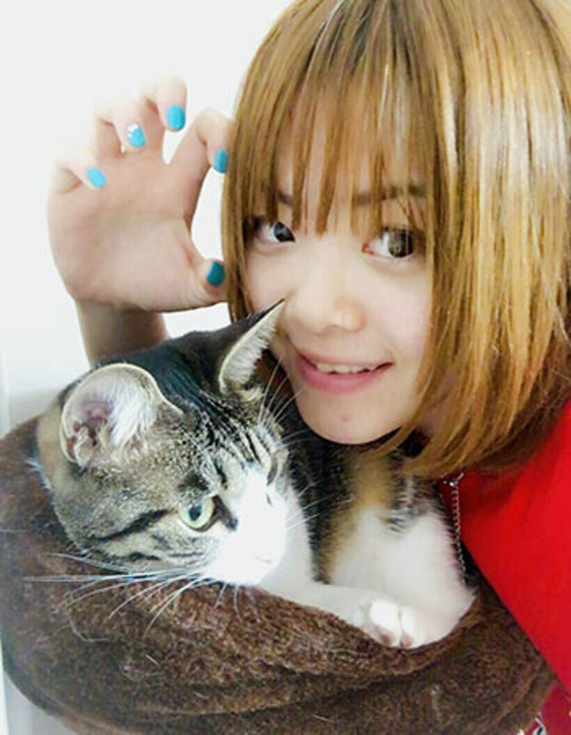 愛猫の「うみ♀」と岩谷麻優