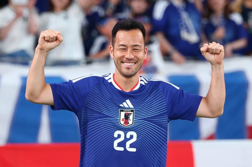 笑顔で代表での壮行試合を終えたＤＦ吉田麻也