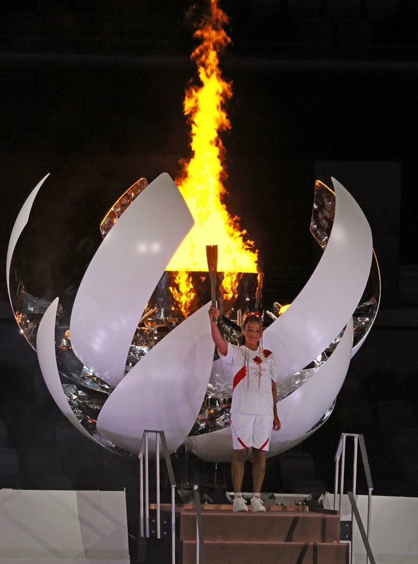  最終聖火ランナーの大坂なおみ