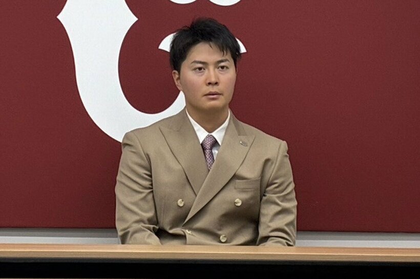 契約更改交渉を終えた巨人・岡田悠希