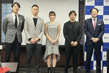 （左から）田中大貴氏、徳永悠平氏、COCO、阿部浩之、粟津浜一社長