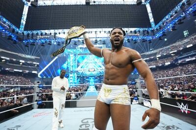 写真：【WWE】レッスルマニアは激闘の連続 初出場トリック