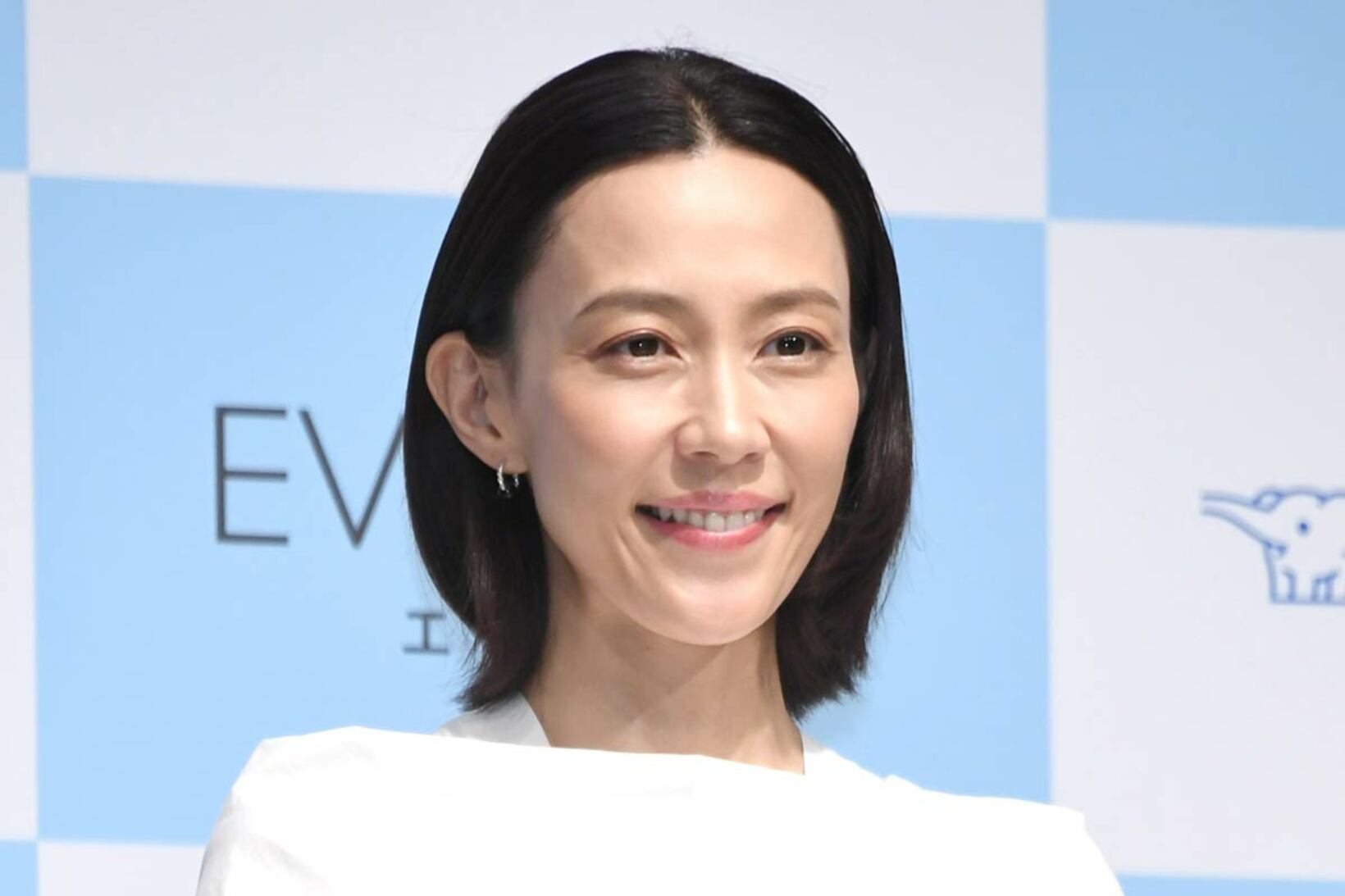 小手の腕毛を吹き飛ばした木村佳乃