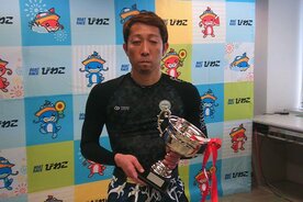 ２３回目の優勝を決めた長野壮志郎