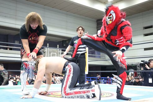 新日本】2代目KAMAITACHI 衝撃初登場 マネジャーのミスター・タカハシ