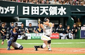 ７回に同期のオリックス・岩崎翔と対戦し、捕邪飛に終わったソフトバンク・中村晃