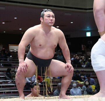 しこ名変更はなかった炎鵬