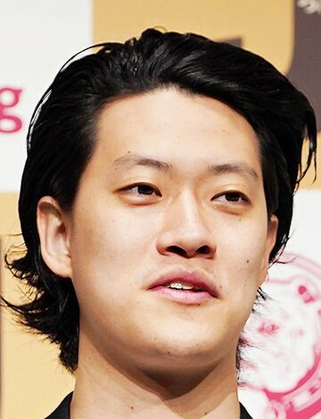  霜降り明星・粗品（東スポWeb）