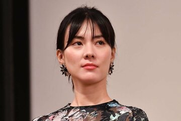 安座間美優
