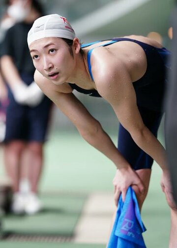  レース後、息を整える池江（代表撮影）
