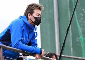 新庄剛志監督（東スポWeb）