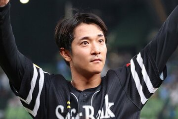 ソフトバンクの柳町達