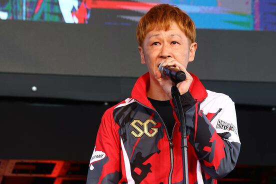 オープニングセレモニーでマイクを握った大峯豊
