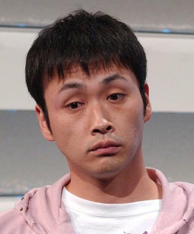 ピンで奮闘する児嶋