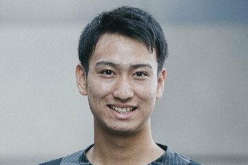 中井卓大