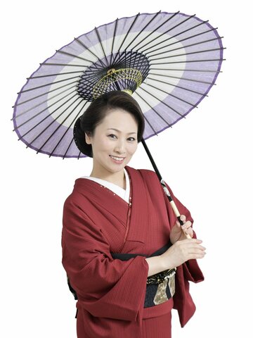 メジャーデビュー記念イベントを開催する不知火鈴香