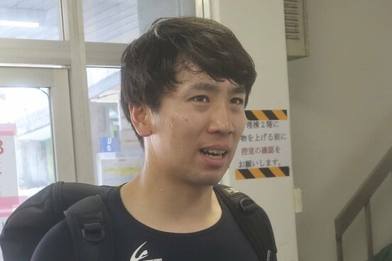 自在戦で売り出し中の安彦統賀が予選を快勝
