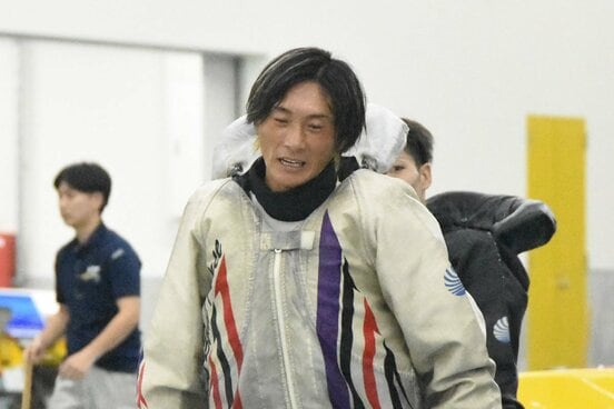 峰竜太