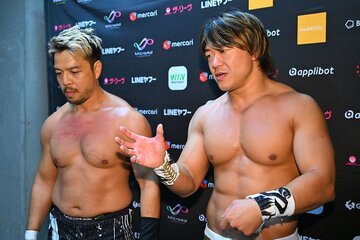 ＡＭＡＫＵＳＡへの思いを語るＫＥＮＴＡ（左）と遠藤哲哉