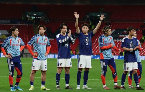 山*篤様 イングランド代表 02日韓WC vsブラジル代表 No.8ポールスコー 日本代表】イングランド撃破に韓国メディアも脱帽「W杯優勝の野望