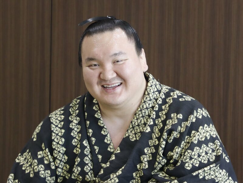 写真:【大相撲】白鵬に横審がまたまた“物言い” 「どう見ても美しくない」「最低レベルの相撲」 | 東スポWEB