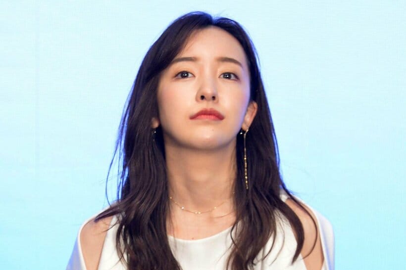 板野友美