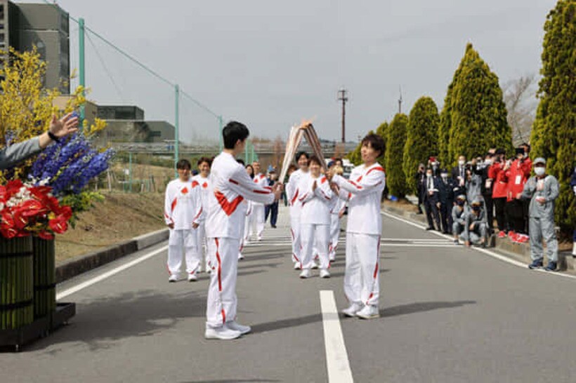  なでしこジャパンから始まった聖火リレーだが…（代表撮影）