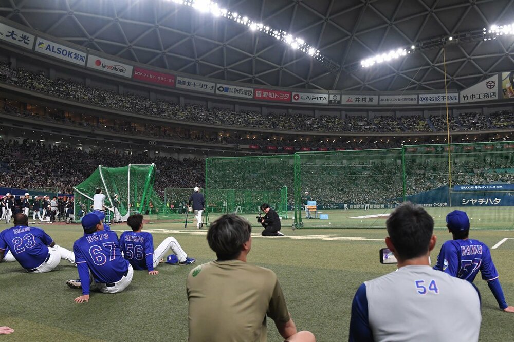 口あんぐり…大谷のフリー打撃を見る中日ナイン
