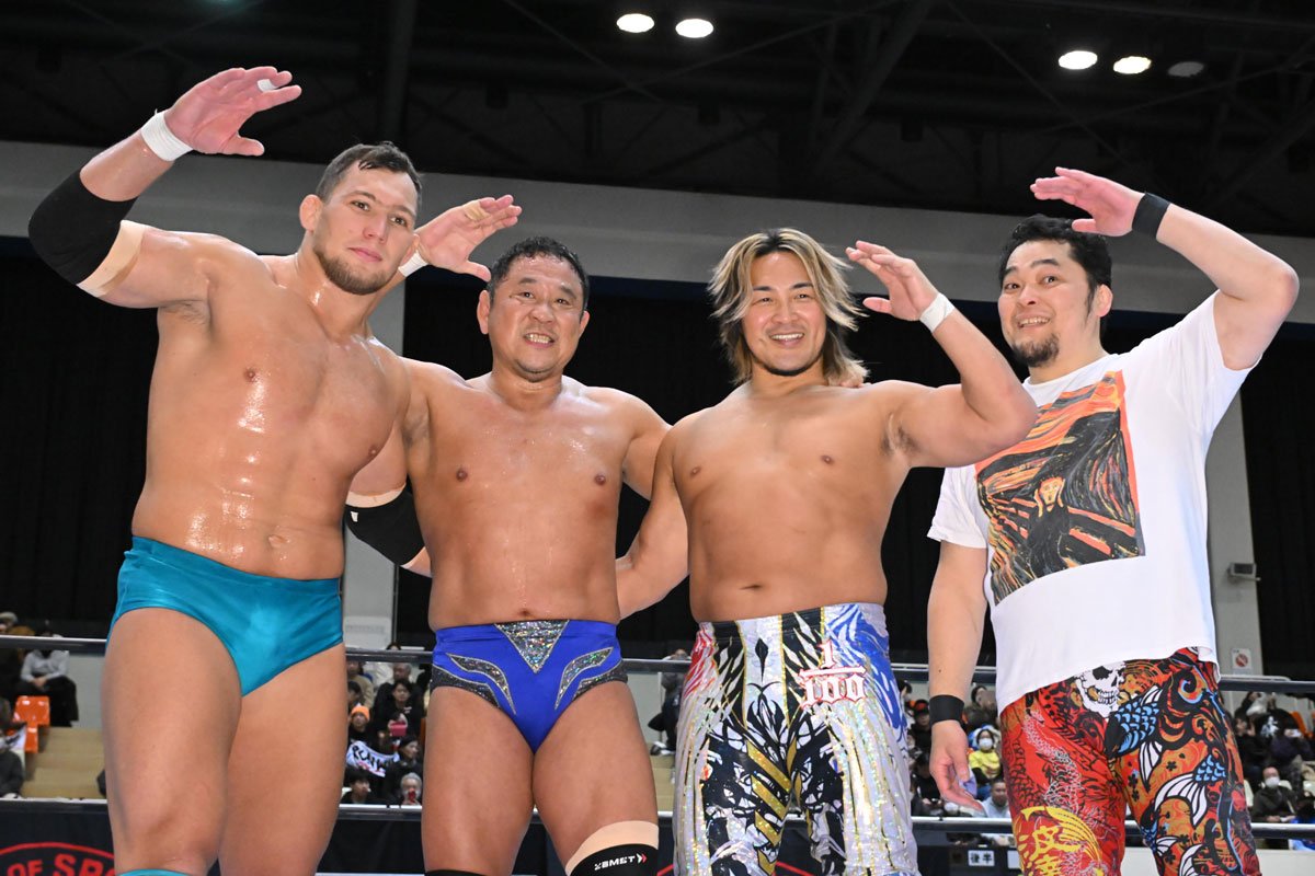 新日本プロレス 寄せ書き 中邑 棚橋 天山 小島 永田 中西 後藤 山本