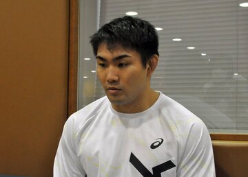石黒峻士
