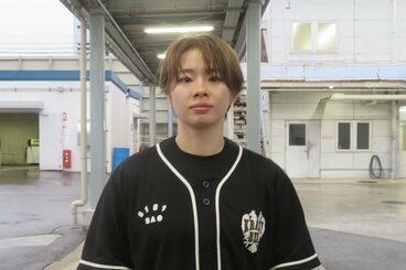 山下奈緒